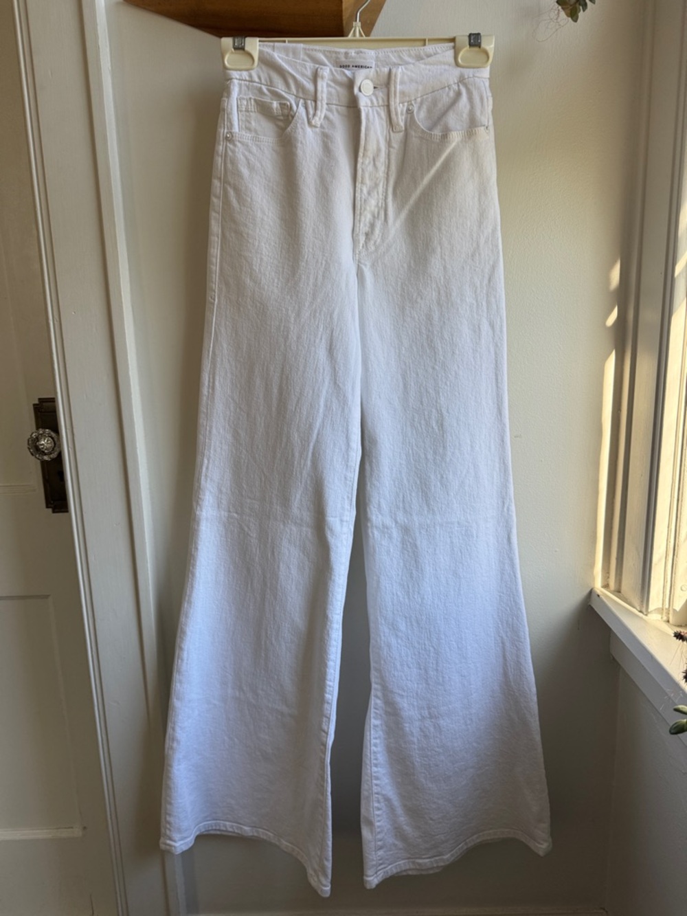 Good American Good Waist Palazzo White High-Rise Wide-Leg Jeans